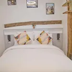 Fully Renovated Historic Apt In Heart Mouffetard